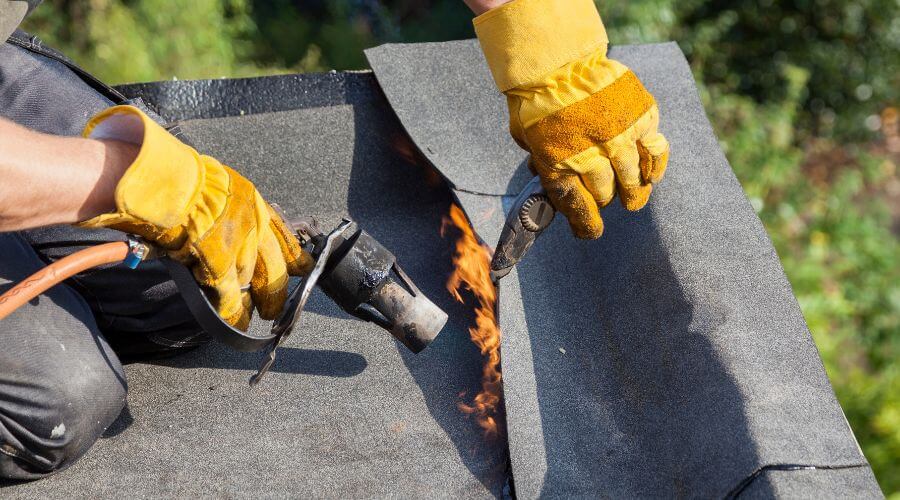 Expert Emergency Roof Repairs services in Hortonville, WI